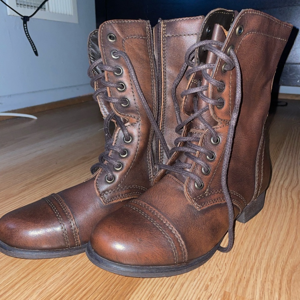 Steve Madden Women's Troopa Lace-up Combat Boots
